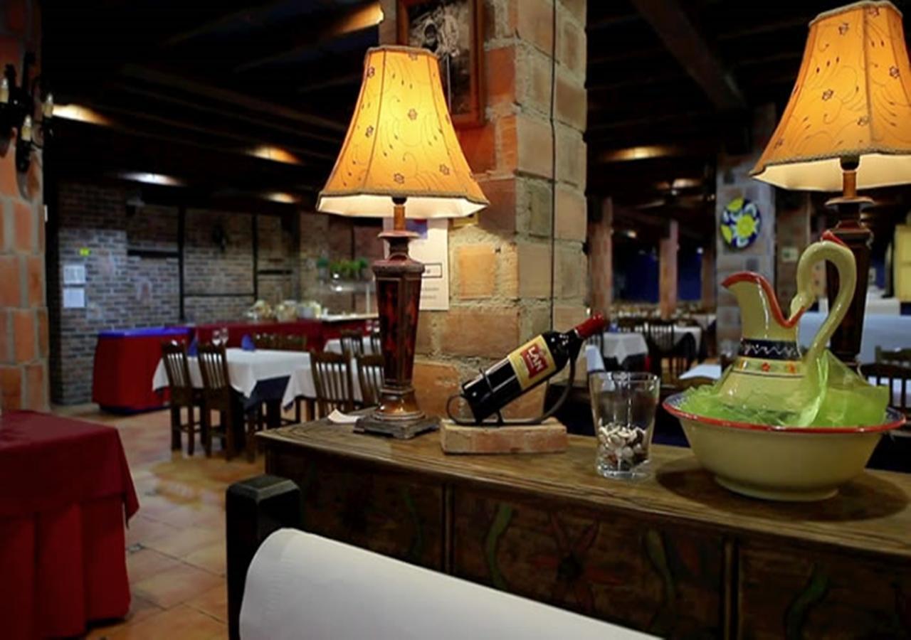 Hotel El Bricial โซโตเดกังกัส ภายนอก รูปภาพ